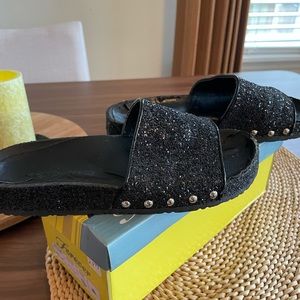 WOMENS GLITTER SLIDES